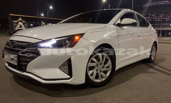 Buy Used Hyundai Elantra White Car in Almaty in Almati Buy Used Hyundai Elantra White Car in Almaty in Almati