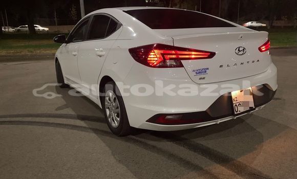 Buy Used Hyundai Elantra White Car in Almaty in Almati Buy Used Hyundai Elantra White Car in Almaty in Almati