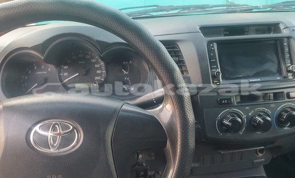 Buy Used Toyota Hilux White Car in Almaty in Almati Buy Used Toyota Hilux White Car in Almaty in Almati