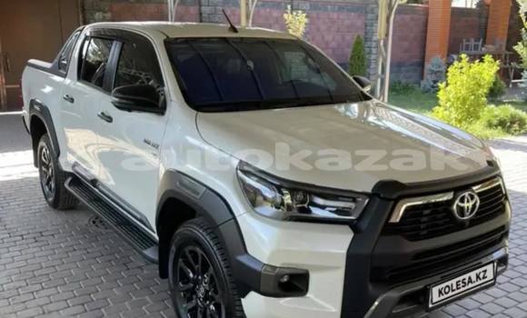 Buy Used Toyota Hilux White Car in Almaty in Almati Buy Used Toyota Hilux White Car in Almaty in Almati