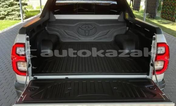 Buy Used Toyota Hilux White Car in Almaty in Almati Buy Used Toyota Hilux White Car in Almaty in Almati