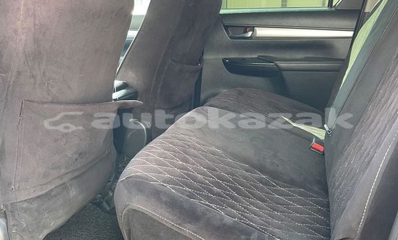 Buy Used Toyota Hilux White Car in Almaty in Almati Buy Used Toyota Hilux White Car in Almaty in Almati