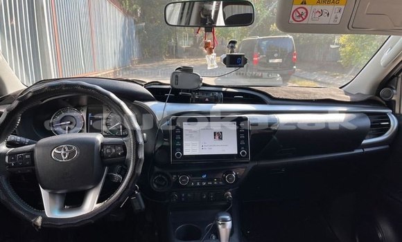 Buy Used Toyota Hilux White Car in Almaty in Almati Buy Used Toyota Hilux White Car in Almaty in Almati