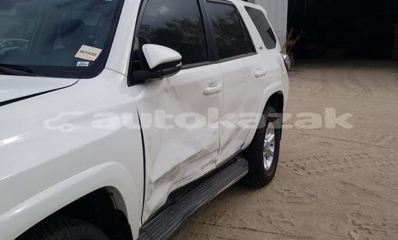 Buy Used Toyota 4Runner White Car in Aktau in Mankistau Buy Used Toyota 4Runner White Car in Aktau in Mankistau