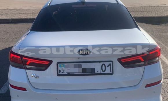 Buy Used Kia K5 White Car in Astana in Akmola Buy Used Kia K5 White Car in Astana in Akmola