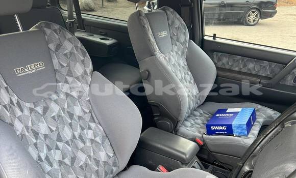 Buy Used Mitsubishi Pajero Blue Car in Almaty in Almati Buy Used Mitsubishi Pajero Blue Car in Almaty in Almati