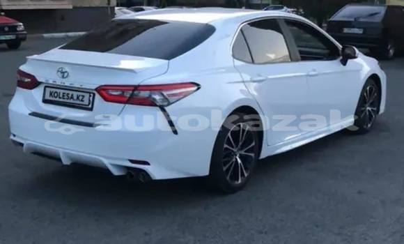 Buy Used Toyota Camry White Car in Almaty in Almati Buy Used Toyota Camry White Car in Almaty in Almati