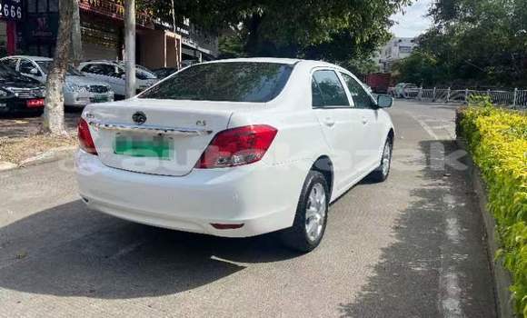 Buy Used BYD E6 White Car in Abay in Karagandi Buy Used BYD E6 White Car in Abay in Karagandi