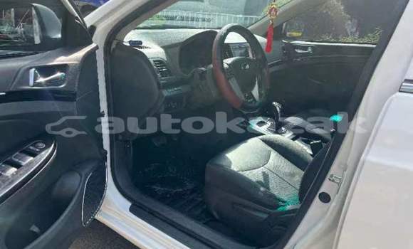 Buy Used BYD E6 White Car in Abay in Karagandi Buy Used BYD E6 White Car in Abay in Karagandi