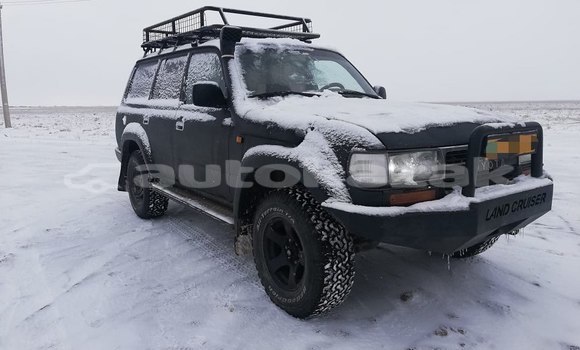 Buy Used Toyota Land Cruiser Black Car in Atyrau in Atirau Buy Used Toyota Land Cruiser Black Car in Atyrau in Atirau