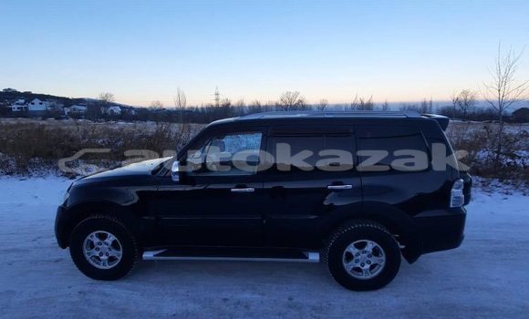 Buy Used Mitsubishi Pajero Black Car in Almaty in Almati Buy Used Mitsubishi Pajero Black Car in Almaty in Almati