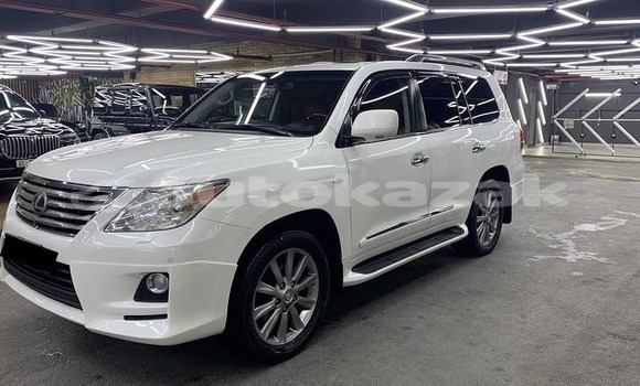 Buy Used Lexus LX 570 White Car in Almaty in Almati Buy Used Lexus LX 570 White Car in Almaty in Almati