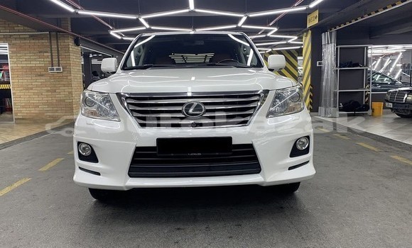 Buy Used Lexus LX 570 White Car in Almaty in Almati Buy Used Lexus LX 570 White Car in Almaty in Almati