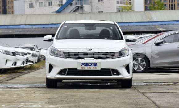Buy Used Kia Forte White Car in Almaty in Almati Buy Used Kia Forte White Car in Almaty in Almati