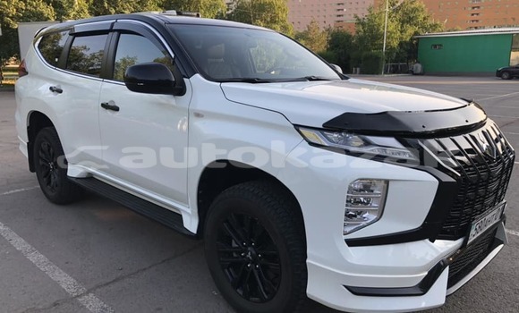 Buy Used Mitsubishi Montero Sport White Car in Astana in Akmola Buy Used Mitsubishi Montero Sport White Car in Astana in Akmola
