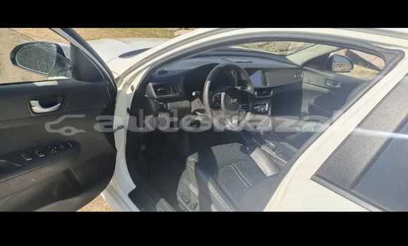 Buy Used Kia K5 White Car in Astana in Akmola Buy Used Kia K5 White Car in Astana in Akmola