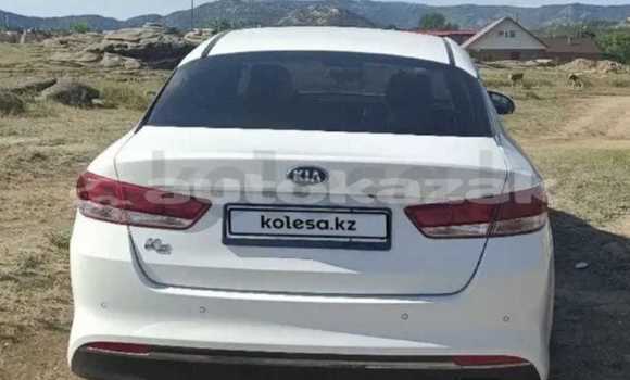 Buy Used Kia K5 White Car in Astana in Akmola Buy Used Kia K5 White Car in Astana in Akmola