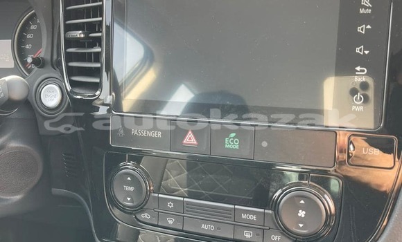 Buy Used Mitsubishi Outlander White Car in Astana in Akmola Buy Used Mitsubishi Outlander White Car in Astana in Akmola