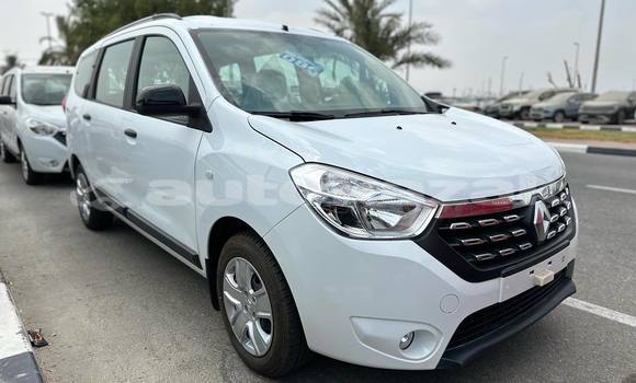 Buy Used Renault Lodgy White Car in Astana in Akmola Buy Used Renault Lodgy White Car in Astana in Akmola