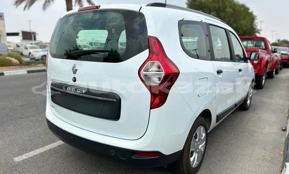 Buy Used Renault Lodgy White Car in Astana in Akmola Buy Used Renault Lodgy White Car in Astana in Akmola