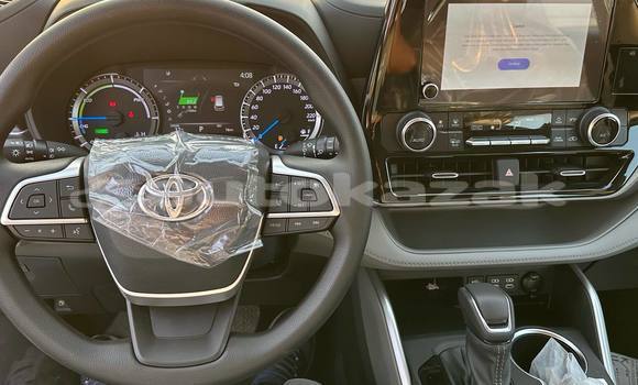 Buy Used Toyota Highlander White Car in Astana in Akmola Buy Used Toyota Highlander White Car in Astana in Akmola