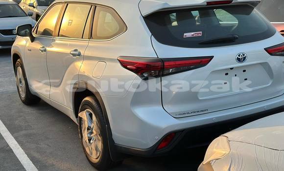 Buy Used Toyota Highlander White Car in Astana in Akmola Buy Used Toyota Highlander White Car in Astana in Akmola