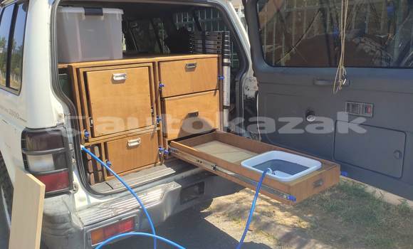 Buy Used Mitsubishi Pajero White Car in Almaty in Almati Buy Used Mitsubishi Pajero White Car in Almaty in Almati