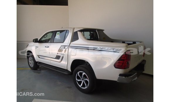 Buy Import Toyota Hilux Other Car in Import - Dubai in Akmecet Buy Import Toyota Hilux Other Car in Import - Dubai in Akmecet