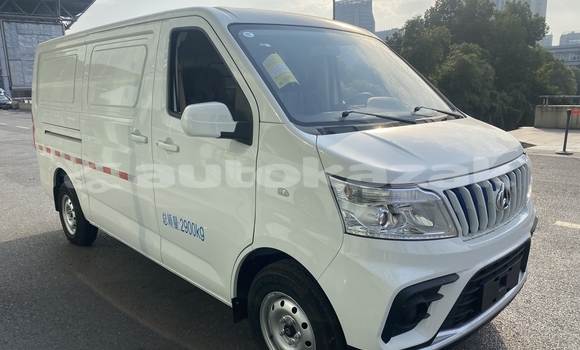 Buy New Changan CM-8 White Car in Abay in Karagandi Buy New Changan CM-8 White Car in Abay in Karagandi