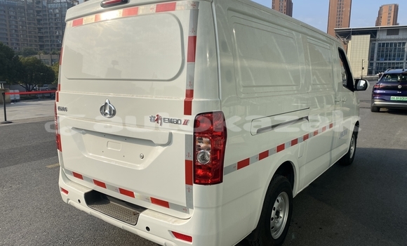 Buy New Changan CM-8 White Car in Abay in Karagandi Buy New Changan CM-8 White Car in Abay in Karagandi