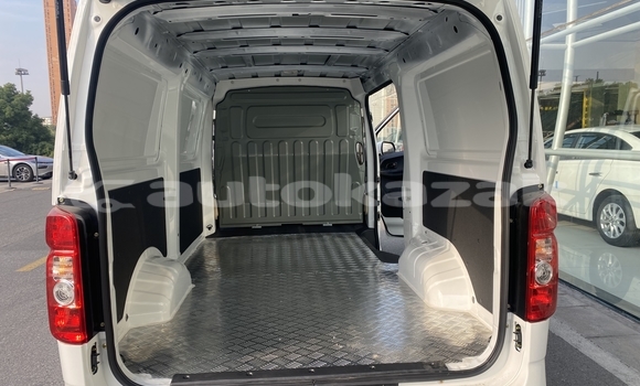 Buy New Changan CM-8 White Car in Abay in Karagandi Buy New Changan CM-8 White Car in Abay in Karagandi