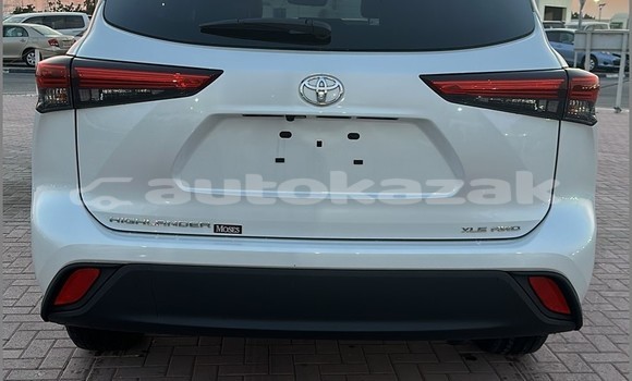 Buy Used Toyota Highlander White Car in Import - Dubai in Akmecet Buy Used Toyota Highlander White Car in Import - Dubai in Akmecet