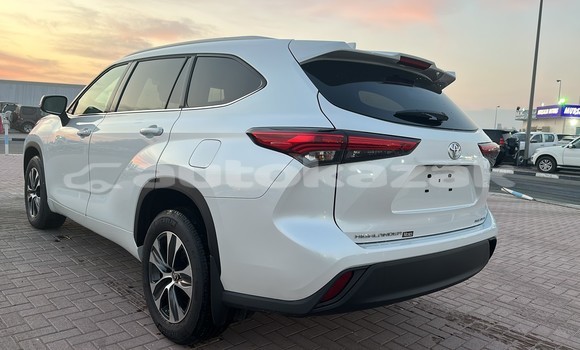 Buy Used Toyota Highlander White Car in Import - Dubai in Akmecet Buy Used Toyota Highlander White Car in Import - Dubai in Akmecet