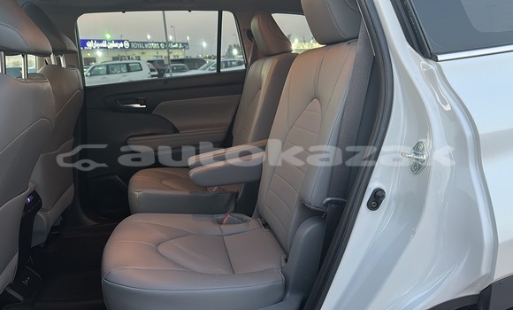 Buy Used Toyota Highlander White Car in Import - Dubai in Akmecet Buy Used Toyota Highlander White Car in Import - Dubai in Akmecet