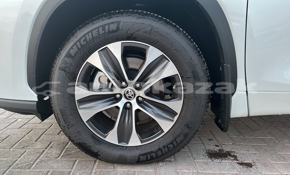 Buy Used Toyota Highlander White Car in Import - Dubai in Akmecet Buy Used Toyota Highlander White Car in Import - Dubai in Akmecet