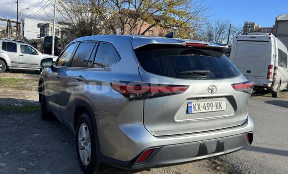 Buy Used Toyota Highlander Silver Car in Almaty in Almati Buy Used Toyota Highlander Silver Car in Almaty in Almati