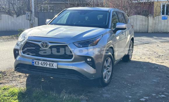 Buy Used Toyota Highlander Silver Car in Almaty in Almati Buy Used Toyota Highlander Silver Car in Almaty in Almati