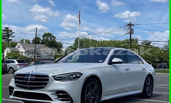 Buy Used Mercedes-Benz S–Class White Car in Abay in Karagandi