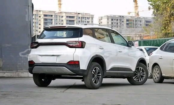 Buy Used Kia Sportage White Car in Aktau in Karagandi Buy Used Kia Sportage White Car in Aktau in Karagandi