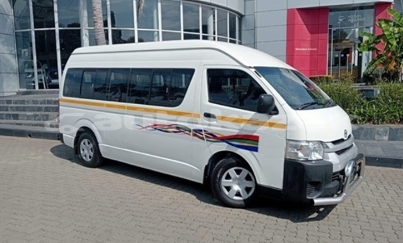 Buy Used Toyota Hiace White Car in Astana in Akmola Buy Used Toyota Hiace White Car in Astana in Akmola