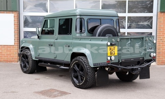 Buy Used Land Rover Defender Green Car in Astana in Akmola Buy Used Land Rover Defender Green Car in Astana in Akmola