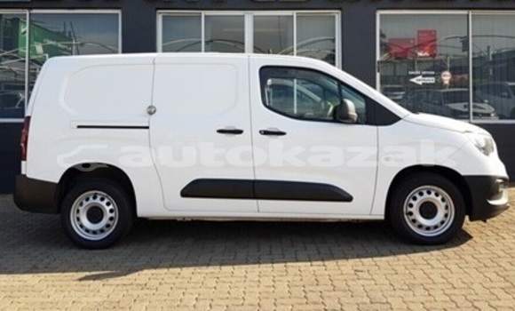 Buy Used Opel Combo White Car in Astana in Akmola Buy Used Opel Combo White Car in Astana in Akmola
