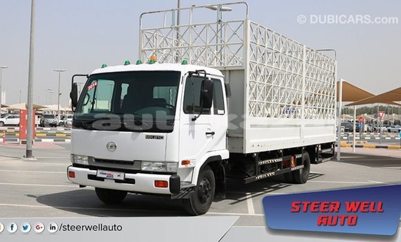 Buy Import Nissan 350Z White Car in Import - Dubai in Akmecet Buy Import Nissan 350Z White Car in Import - Dubai in Akmecet