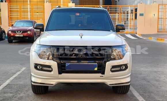 Buy Used Mitsubishi Pajero White Car in Astana in Akmola Buy Used Mitsubishi Pajero White Car in Astana in Akmola