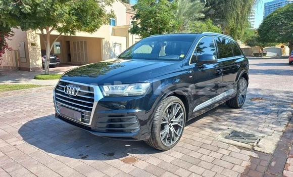 Buy Used Audi Q7 Blue Car in Astana in Akmola