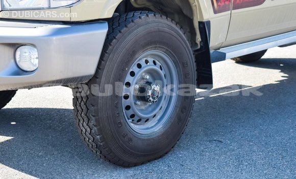 Buy Import Toyota Land Cruiser Beige Car in Import - Dubai in Akmecet Buy Import Toyota Land Cruiser Beige Car in Import - Dubai in Akmecet