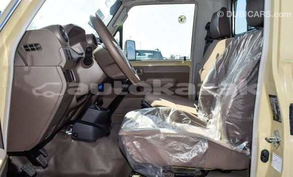 Buy Import Toyota Land Cruiser Beige Car in Import - Dubai in Akmecet Buy Import Toyota Land Cruiser Beige Car in Import - Dubai in Akmecet