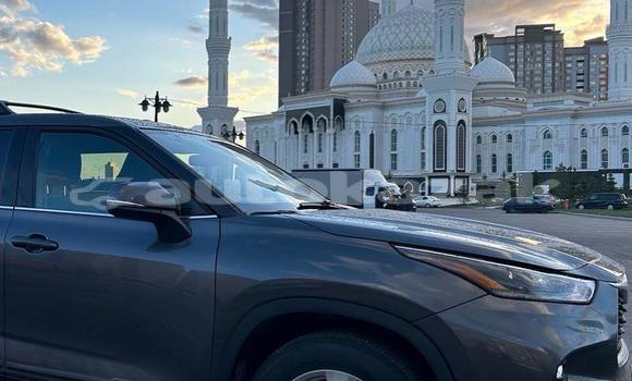 Buy Used Toyota Highlander Other Car in Aktobe in Aktobe Buy Used Toyota Highlander Other Car in Aktobe in Aktobe