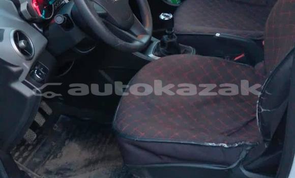 Buy Used Chevrolet Aveo White Car in Aktobe in Aktobe Buy Used Chevrolet Aveo White Car in Aktobe in Aktobe