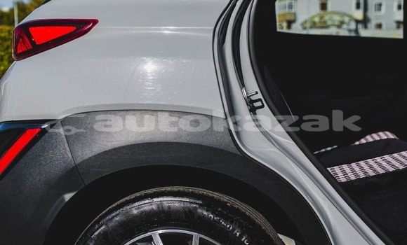 Buy Used Hyundai Kona White Car in Aktau in Karagandi Buy Used Hyundai Kona White Car in Aktau in Karagandi